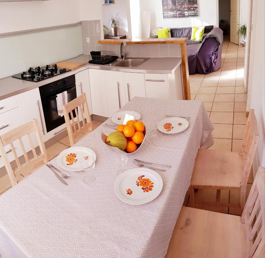 Moderne Pres De Centre Apartment *