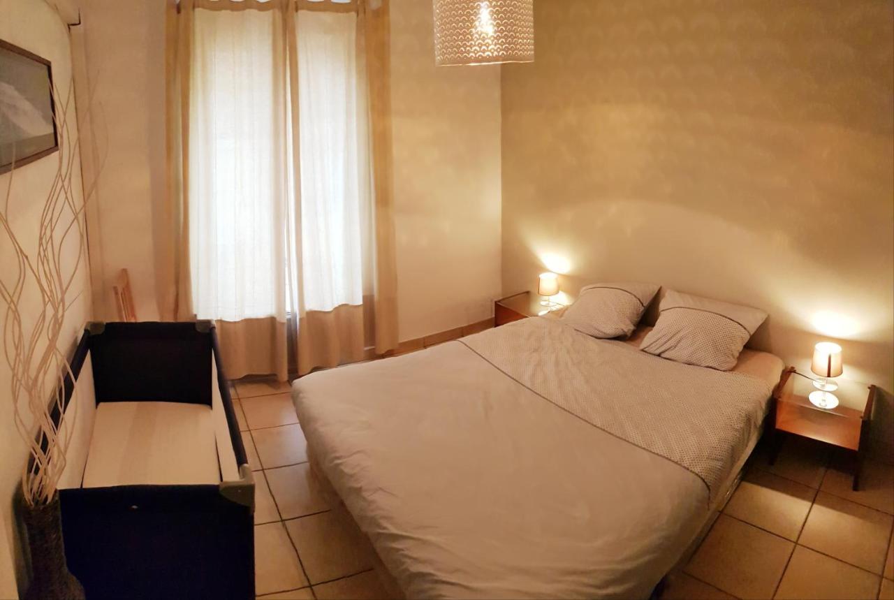 Moderne Pres De Centre * Martigues